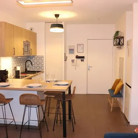 Apartamento Les Cedres -Tram A 50 Metres, Bordeaux A 5 Minutes, Parking Cenon Exterior foto